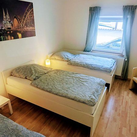 Apartment Koeln Weidenpesch Extérieur photo